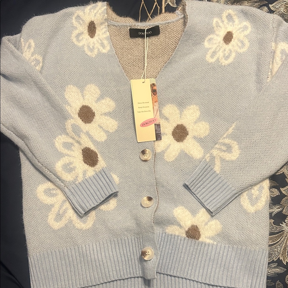 Elegant Floral Blue Cardigan Sweater
